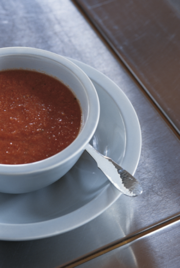Gemüse-Gazpacho by Hiltl