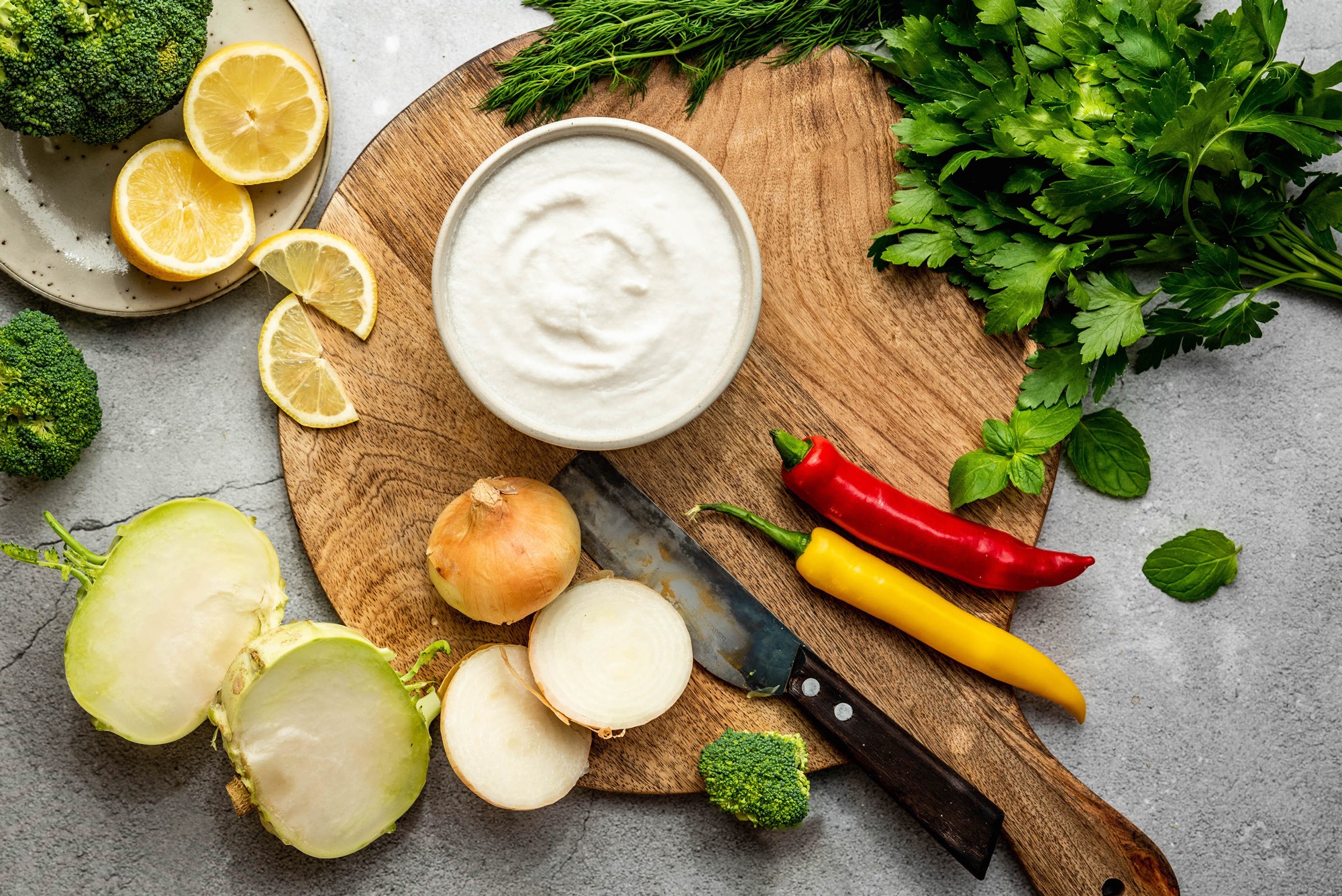 Kohlrabi-Broccoli-Chili Kaltschale