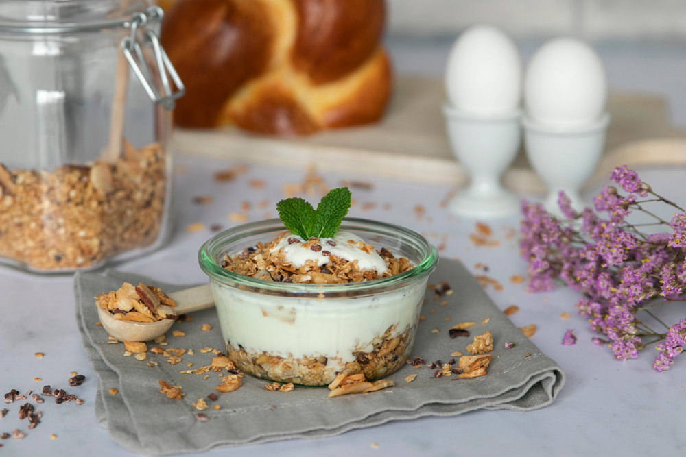 Kokosgranola mit Kakaonibs