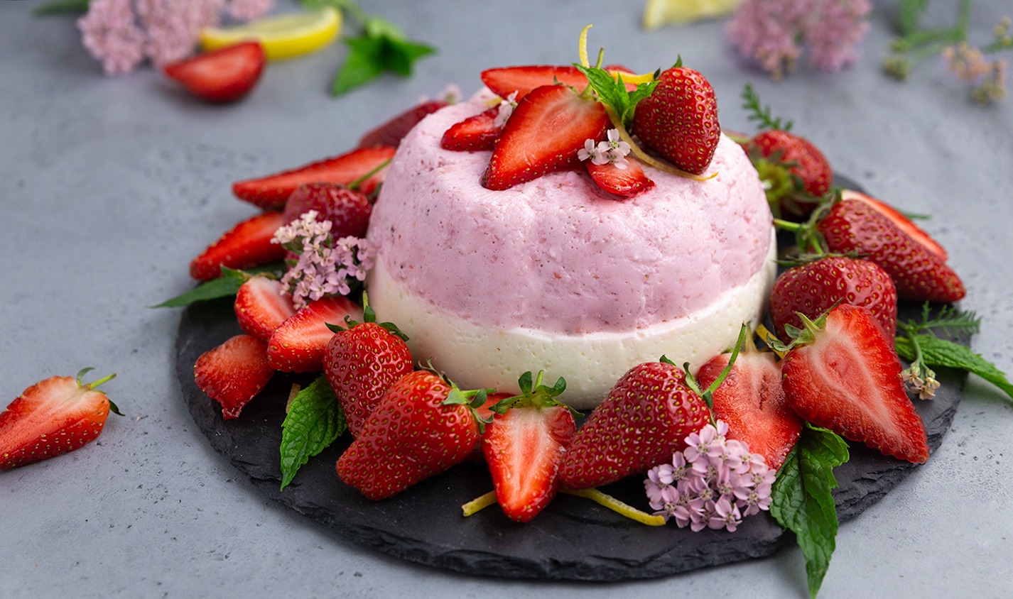 Erdbeer-Joghurt-Panna-Cotta