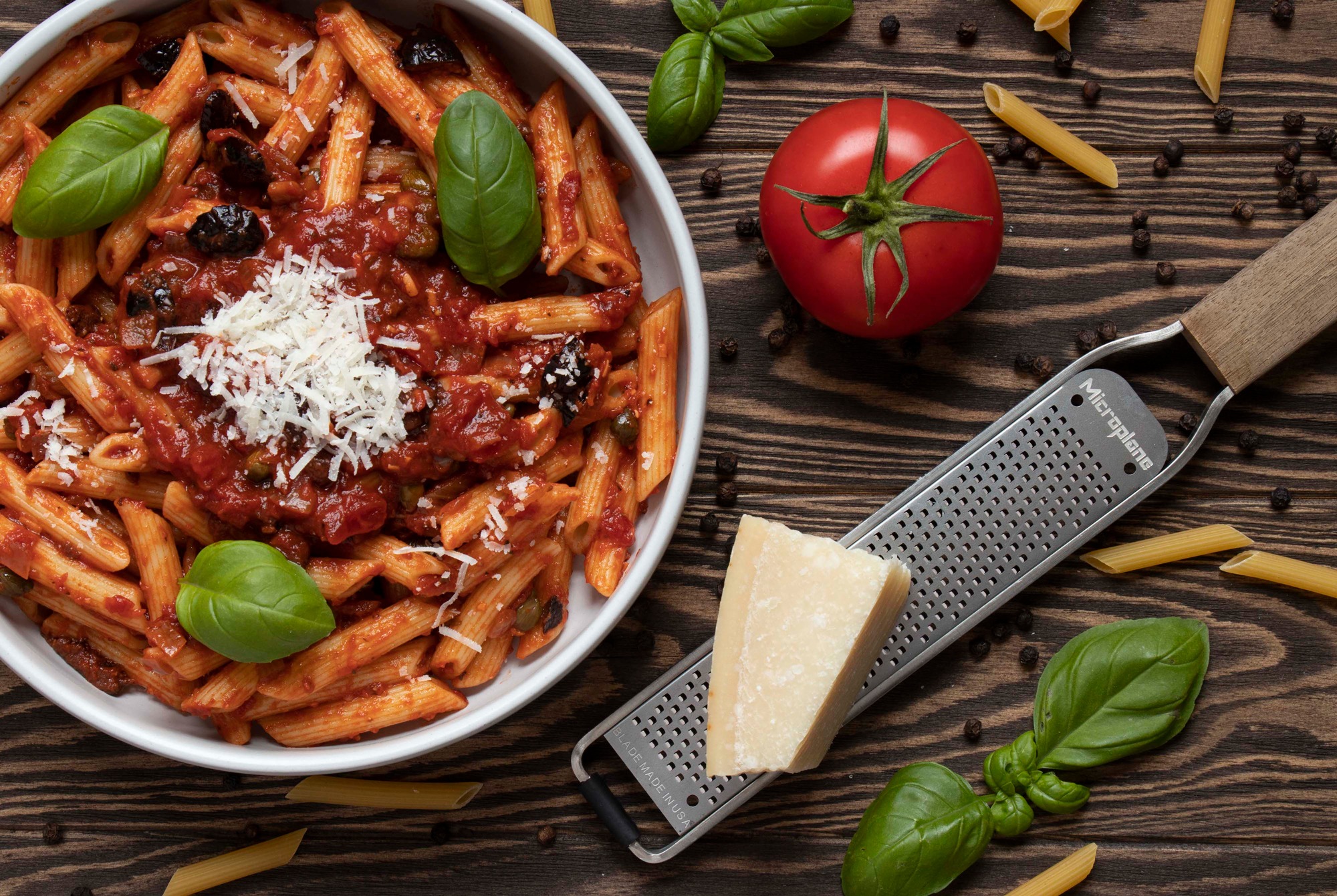 Penne mit Kapern und Oliven