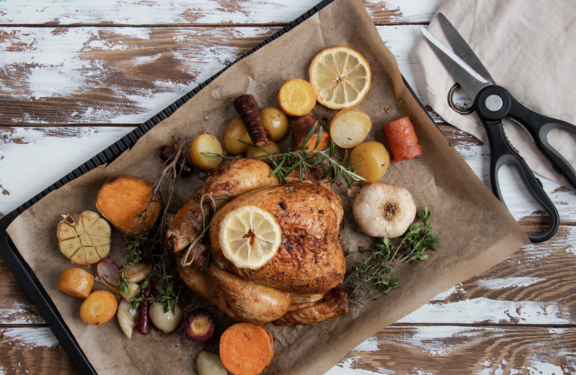 Zitronen Poulet aus dem Ofen mit Gemüse